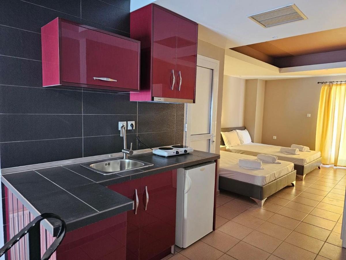 Adonis Apartments Paralía Eksteriør bilde