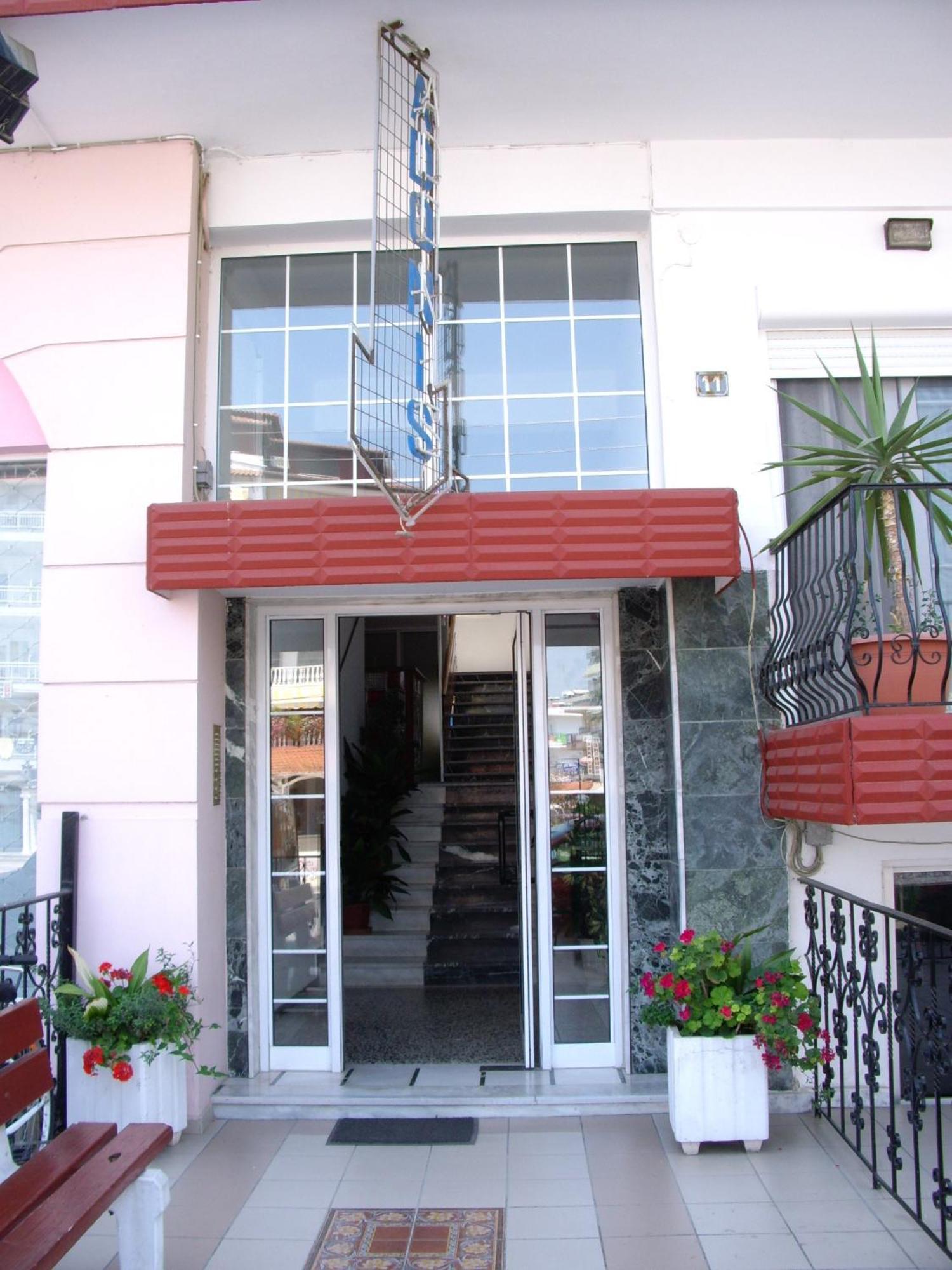 Adonis Apartments Paralía Eksteriør bilde