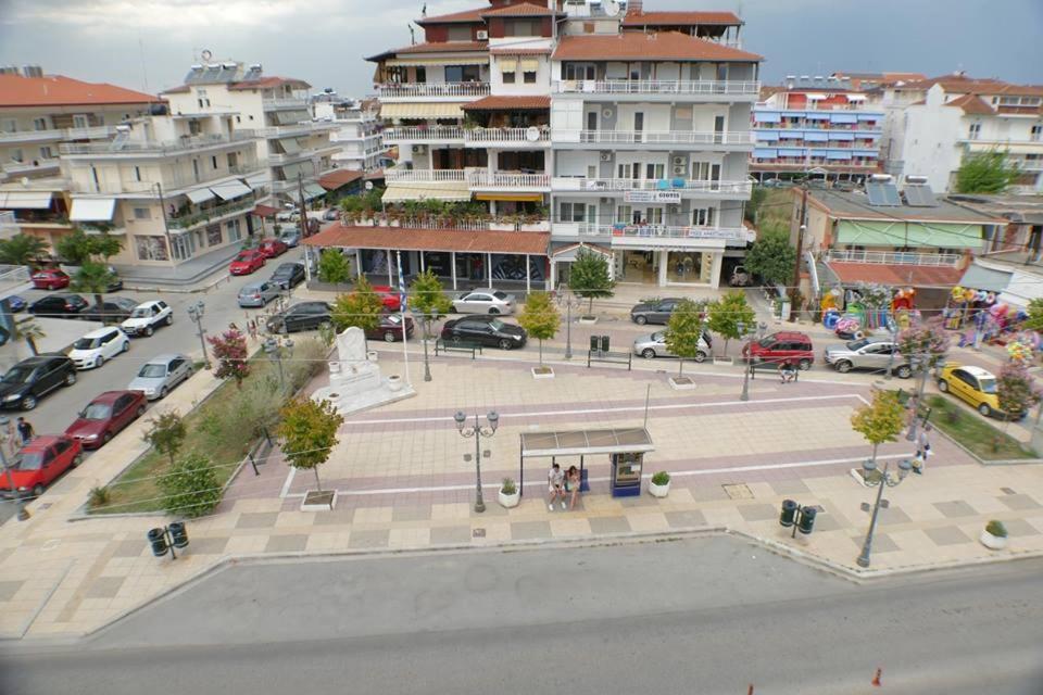 Adonis Apartments Paralía Eksteriør bilde